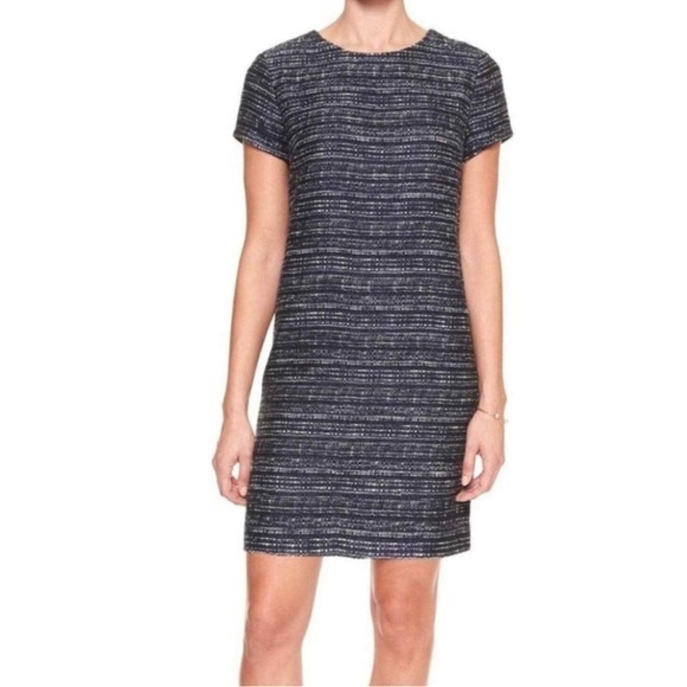 Banana Republic Navy and White boucle tweed shift dress   size 8
